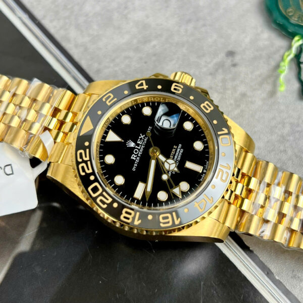 Đồng hồ Rolex GMT-Master II 126718GRNR Replica 11 nhà máy Clean 40mm (2)