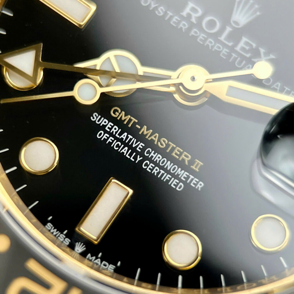 Đồng hồ Rolex GMT-Master II 126718GRNR Replica 11 nhà máy Clean 40mm (2)
