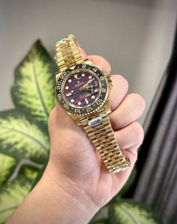 Đồng hồ Rolex Rep 11 GMT-Master II 126718GRNR đá mắt hổ xưởng THB 40mm (1)