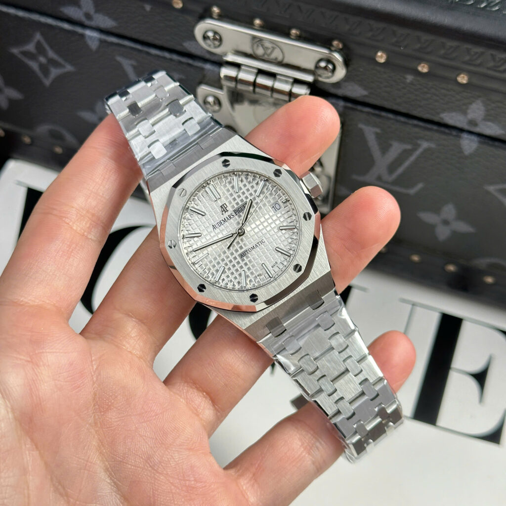 Đồng hồ Audemars Piguet Rep 11 Royal Oak 15450 mặt trắng xưởng APS 37mm (2)