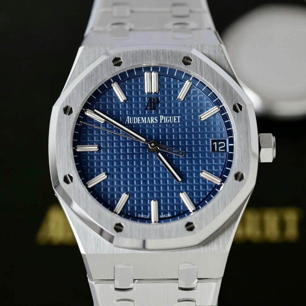 Đồng hồ Audemars Piguet Replica 11 Royal Oak 15500ST mặt xanh blue nhà máy APS 41mm (2)