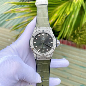Đồng hồ Hublot Classic nam mặt xám gray dây da bọc cao su fake cao cấp 42mm
