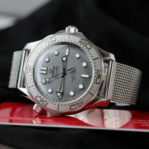 Đồng hồ Omega Replica 11 Seamaster Diver 300m màu xám dây kim loại xưởng VS 42mm (2)