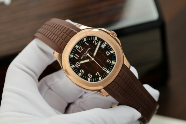Đồng hồ Patek Philippe Aquanaut 5167 Fake 11 màu nâu dây cao su 40mm (2)