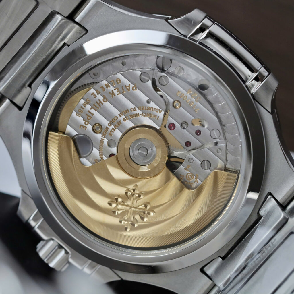 Đồng hồ Patek Philippe Chế Tác Nautilus 7118 nữ mặt xám trắng viền đính đá xưởng 3K 35 (2)