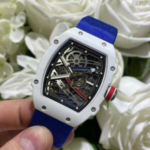 Đồng hồ Richard Mille RM67-02 chế tác vỏ carbon trắng siêu mỏng trọng lượng 37 grams 38.7×47 (1)