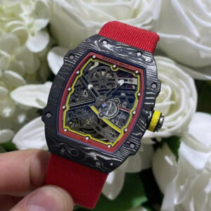 Đồng hồ Richard Mille RM67-02 vỏ carbon siêu mỏng trọng lượng 37 grams màu đỏ 38.7×47 (2)
