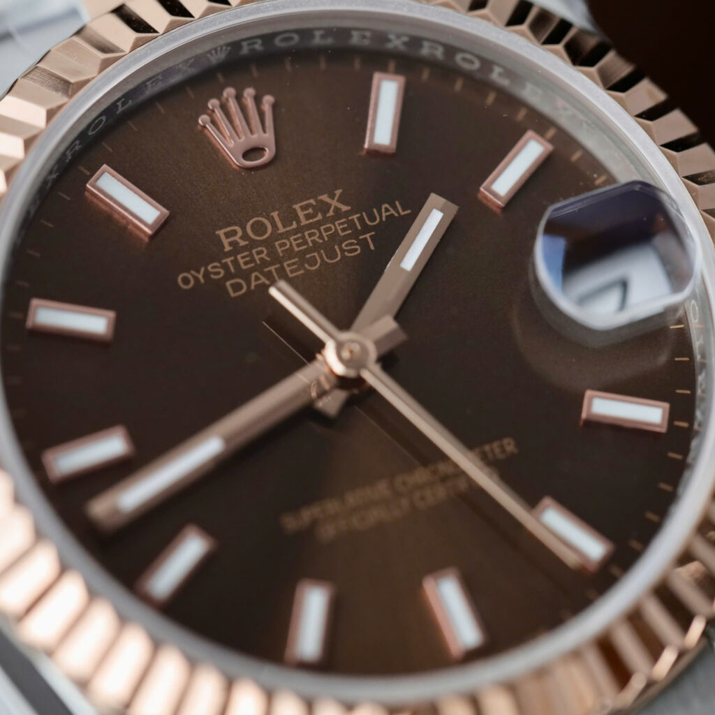 Đồng hồ Rolex DateJust Replica 11 nữ mặt nâu cọc số dạ quang nhà máy GS 31mm (2)