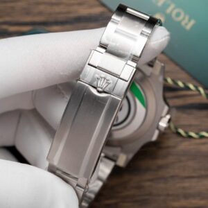Đồng hồ Rolex Submariner 116610LV Hulk Replica 11 nhà máy Clean 40mm (2)