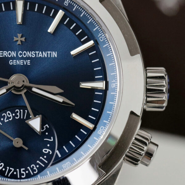 Đồng hồ Vacheron Constantin Rep 11 Overseas Dual Time 7900V màu xanh dương xưởng PZ 41mm (2)