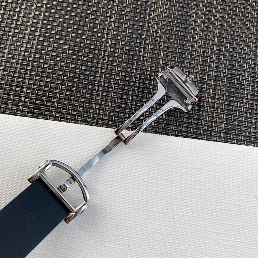 Đồng hồ nam Cartier Santos Replica 11 màu đen dây cao su xưởng BV 40mm (2)