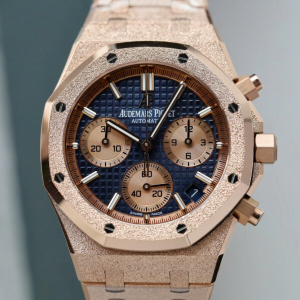 Đồng hồ Audemars Piguet Fake 11 Royal Oak Chronograph Frosted Gold 26240 mặt xanh blue xưởng APS 41mm (2)
