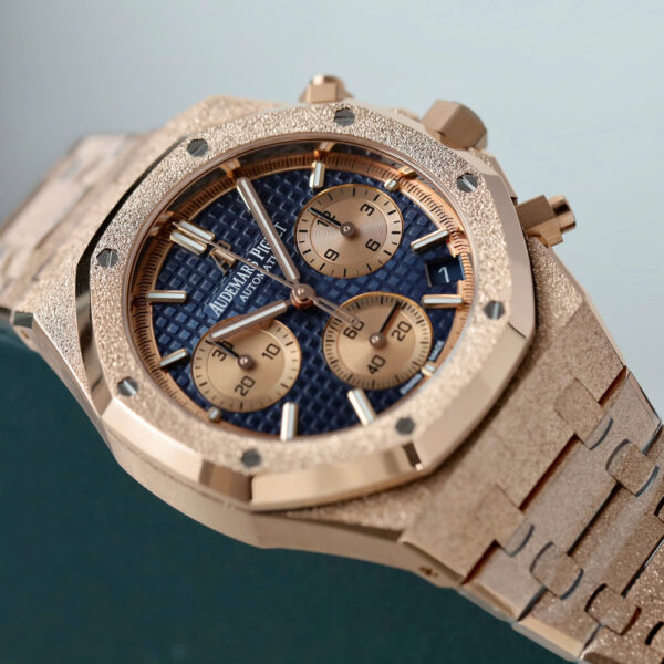 Đồng hồ Audemars Piguet Fake 11 Royal Oak Chronograph Frosted Gold 26240 mặt xanh blue xưởng APS 41mm (2)