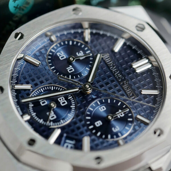 Đồng hồ Audemars Piguet Rep 11 Royal Oak 26240ST mặt xanh blue máy mỏng chuẩn auth 41mm (2)