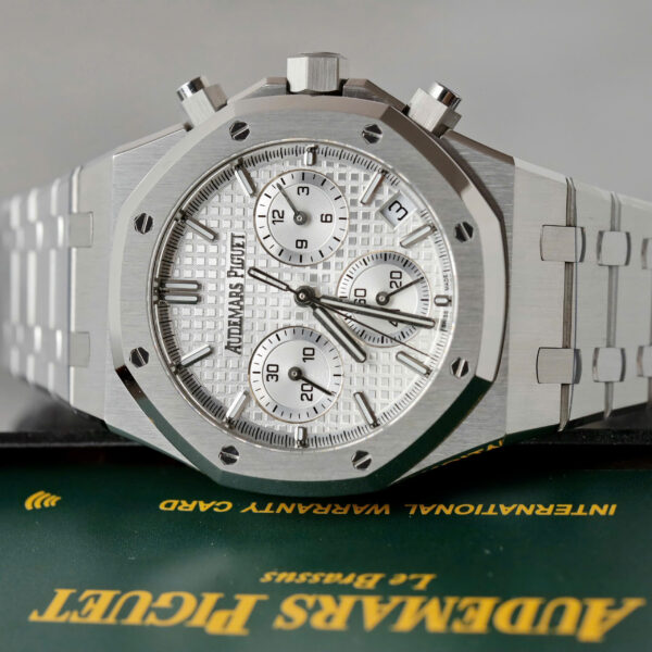 Đồng hồ Audemars Piguet Rep 11 Royal Oak Chronograph 26240 mặt trắng dây kim loại nhà máy APS 41mm (2)