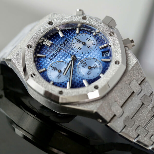 Đồng hồ Audemars Piguet mặt xanh dương Replica 11 Royal Oak Chronograph Frosted Gold 26240 xưởng APS 41mm (1)