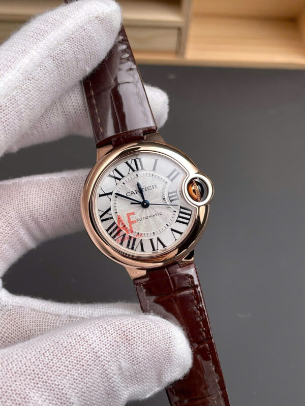 Đồng hồ Cartier nữ dây da máy cơ Automatic Ballon Bleu De WJBB0040 màu nâu xưởng AF 33mm (6)
