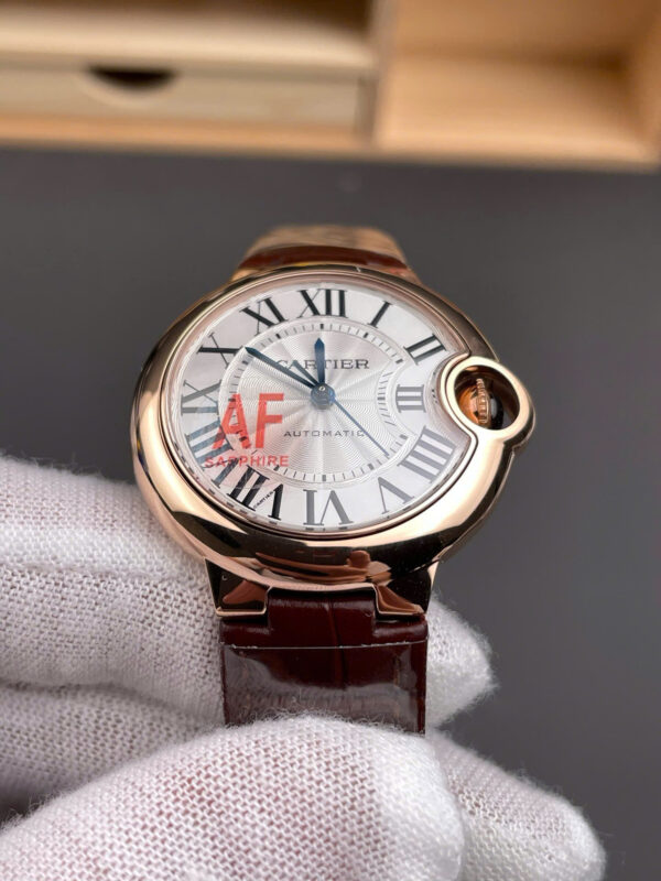 Đồng hồ Cartier nữ dây da máy cơ Automatic Ballon Bleu De WJBB0040 màu nâu xưởng AF 33mm (6)