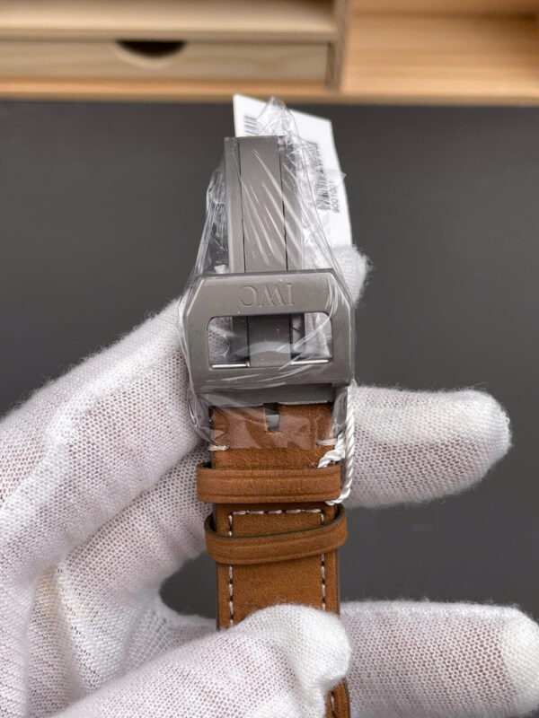 Đồng hồ IWC nam dây da màu nâu Big Pilot's Spitfire IW329701 Replica cao cấp nhất 43mm (9)