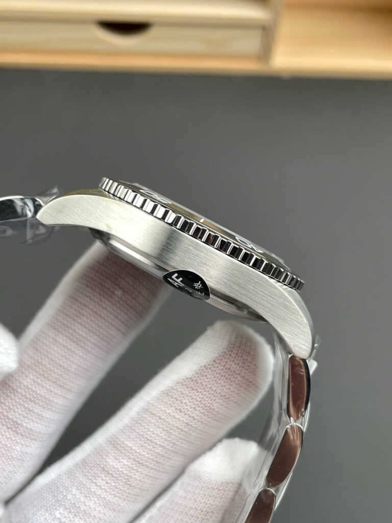 Đồng hồ Longines nam dây thép HydroConquest máy cơ Thuỵ Sỹ Rep cao cấp 43mm (9)