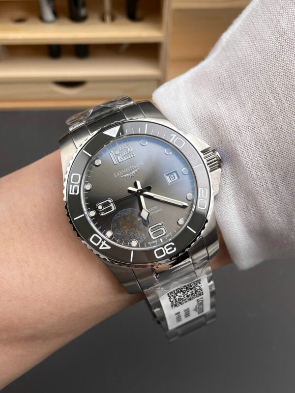 Đồng hồ Longines nam dây thép HydroConquest máy cơ Thuỵ Sỹ Rep cao cấp 43mm (9)