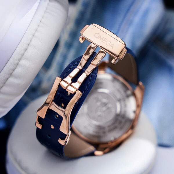 Đồng hồ Omega Speedmaster nam dây da mặt xanh blue fake cao cấp 43mm