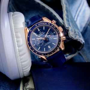 Đồng hồ Omega Speedmaster nam dây da mặt xanh blue fake cao cấp 43mm