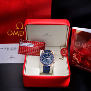 Đồng hồ Omega Speedmaster nam dây da mặt xanh blue fake cao cấp 43mm