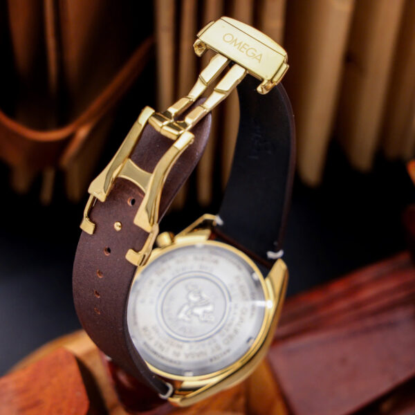 Đồng hồ Omega Speedmaster nam vàng gold dây da nâu fake cao cấp 43mm (1)