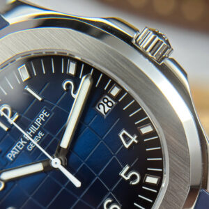Đồng hồ Patek Philippe Aquanaut 5168 chế tác màu xanh blue tinh chỉnh full chi tiết chuẩn auth 42 (2)
