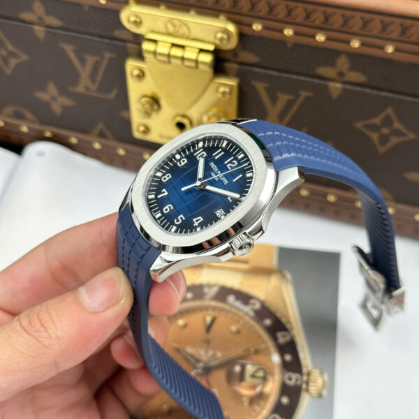 Đồng hồ Patek Philippe Aquanaut 5168 chế tác màu xanh blue tinh chỉnh full chi tiết chuẩn auth 42 (2)