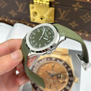 Đồng hồ Patek Philippe Aquanaut 5168 màu xanh quân đội tinh chỉnh full chi tiết chuẩn auth 42 (2)