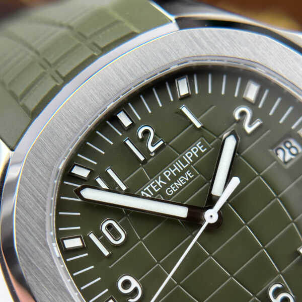 Đồng hồ Patek Philippe Aquanaut 5168 màu xanh quân đội tinh chỉnh full chi tiết chuẩn auth 42 (2)
