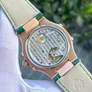 Đồng hồ Patek Philippe Nautilus 5712 king gold mặt xanh green fake cao cấp 40mm