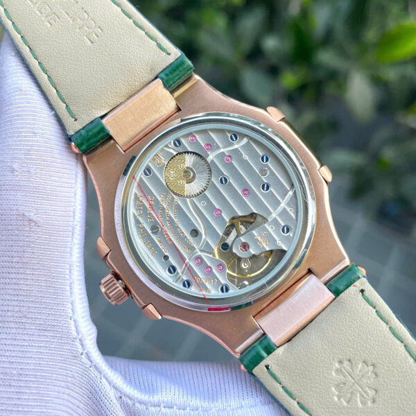 Đồng hồ Patek Philippe Nautilus 5712 king gold mặt xanh green fake cao cấp 40mm