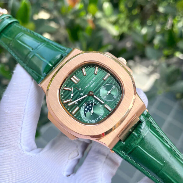 Đồng hồ Patek Philippe Nautilus 5712 king gold mặt xanh green fake cao cấp 40mm