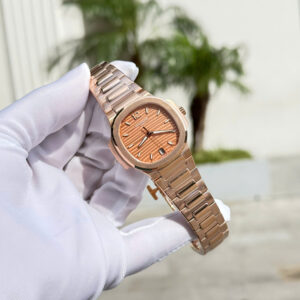 Đồng hồ Patek Philippe Nautilus 7118 mặt số vàng Replica cao cấp nhà máy GR (5)