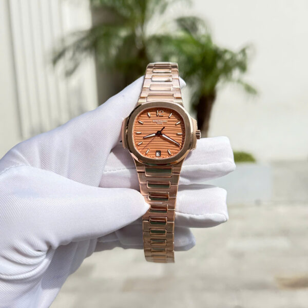 Đồng hồ Patek Philippe Nautilus 7118 mặt số vàng Replica cao cấp nhà máy GR (5)