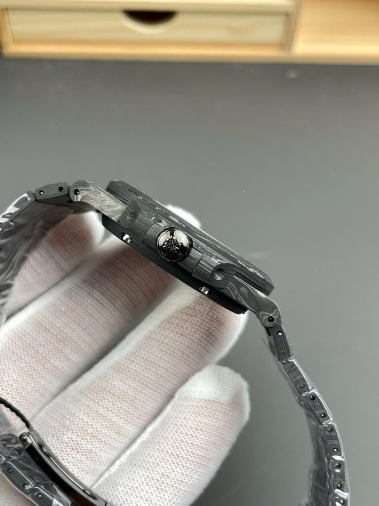 Đồng hồ Patek Philippe Rep 11 Natilus 5711 DIW Carbon máy cơ Thuỵ Sỹ Automatic 40mm (9)