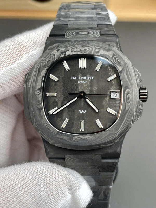 Đồng hồ Patek Philippe Rep 11 Natilus 5711 DIW Carbon máy cơ Thuỵ Sỹ Automatic 40mm (9)