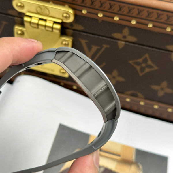 Đồng hồ Richard Mille Replica 11 RM055 Bubba Watson vỏ gốm màu xám xưởng ZF 42.7×49 (2)