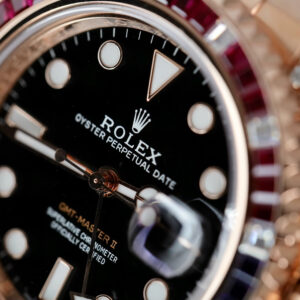 Đồng hồ Rolex GMT-Master II 126755 SARU chế tác bọc vàng 18K + sapphire + kim cương tổng hợp 41mm (2)