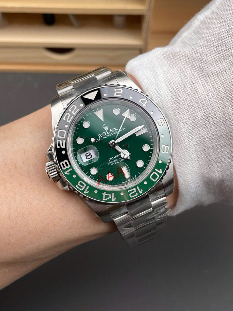 Đồng hồ Rolex Rep 11 GMT Master II 126729VTNR mặt số xanh lá cây cao cấp nhất 40mm (3)