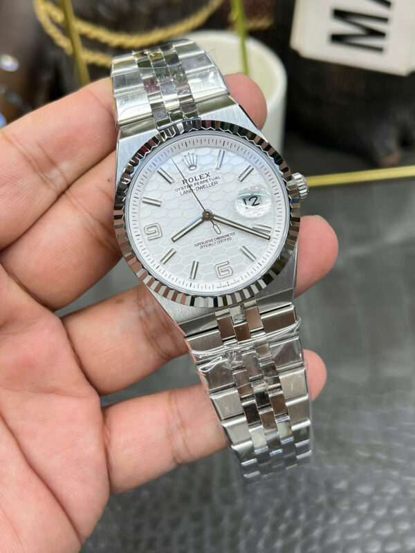 Đồng hồ Rolex Rep 11 Land-Dweller 127336 mặt số màu trắng hoạ tiết tổ ong 40mm (9)