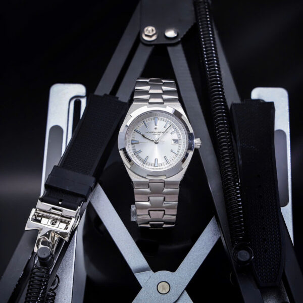 Đồng hồ Vacheron Constanin Overseas nam mặt trắng máy cơ nhật giá rẻ fake 11 41mm