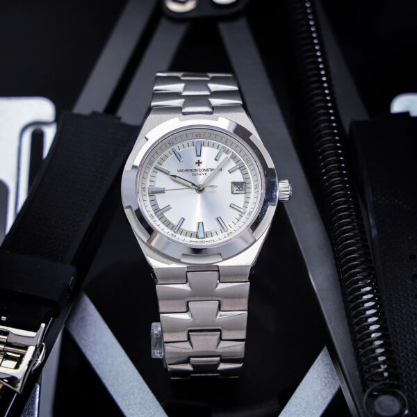 Đồng hồ Vacheron Constanin Overseas nam mặt trắng máy cơ nhật giá rẻ fake 11 41mm