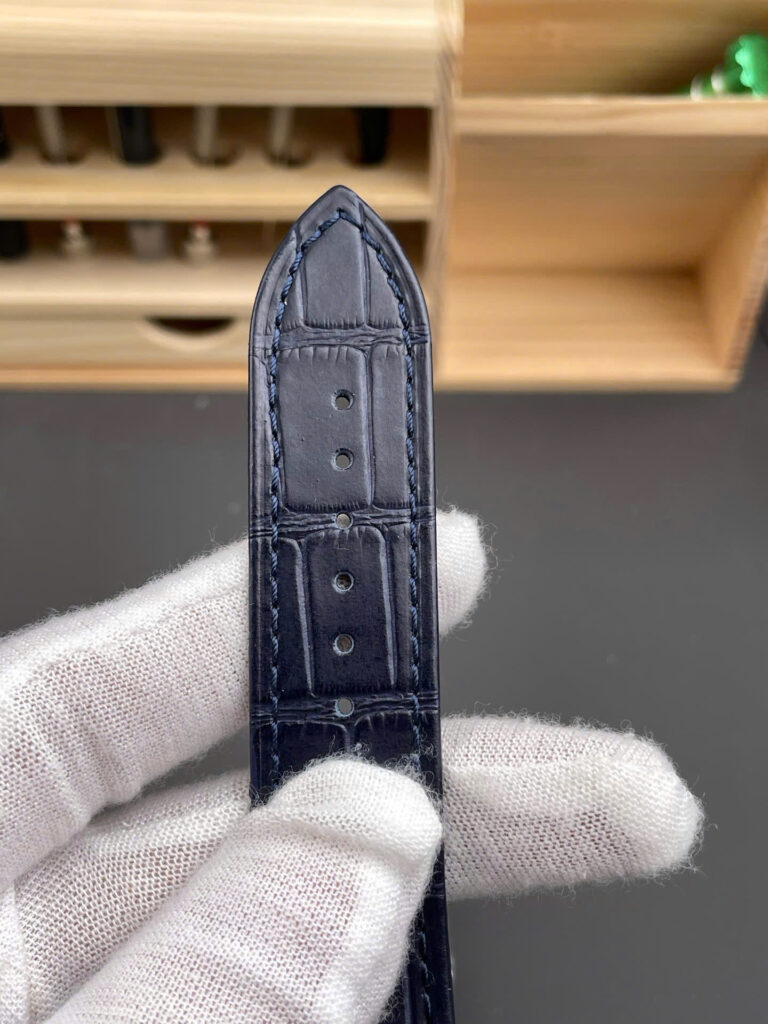 Đồng hồ Vacheron Constantin Replica 11 Overseas 47040 màu đen nhà máy MKS 42mm (9)