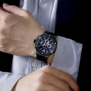Đồng hồ Versace Greca Logo Chrono nam full đen máy pin nhật like auth 43mm (1)