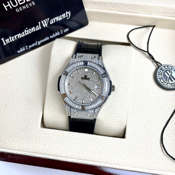 Đồng hồ Hublot Classic Fusion nữ đính full đá máy pin nhật giá rẻ fake 11 34mm