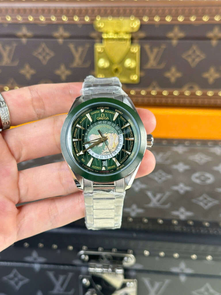 Đồng hồ Omega Aqua Terra Worldtimer Rep 11 màu xanh lá cây dây kim loại nhà máy VS 43mm (2)